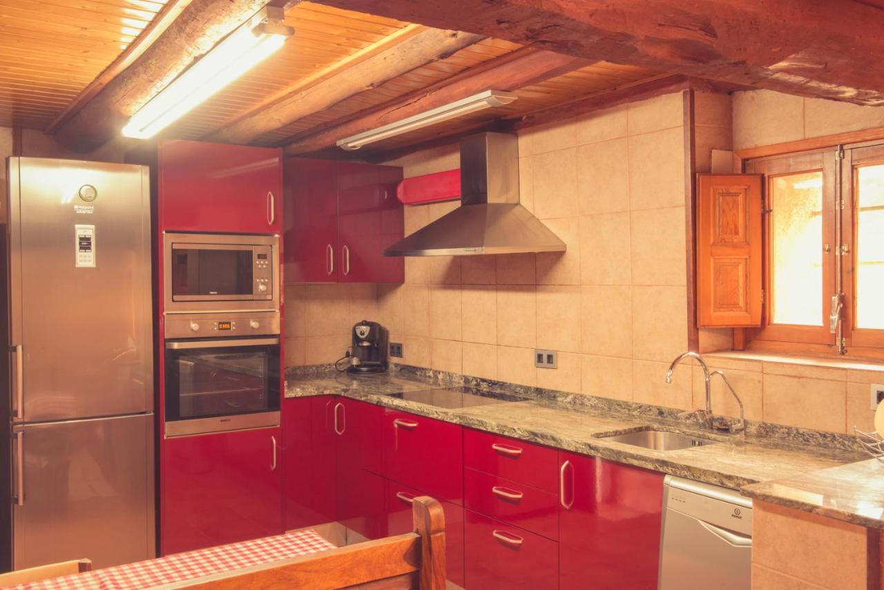 Complex Rural Can Caubet Berga Extérieur photo