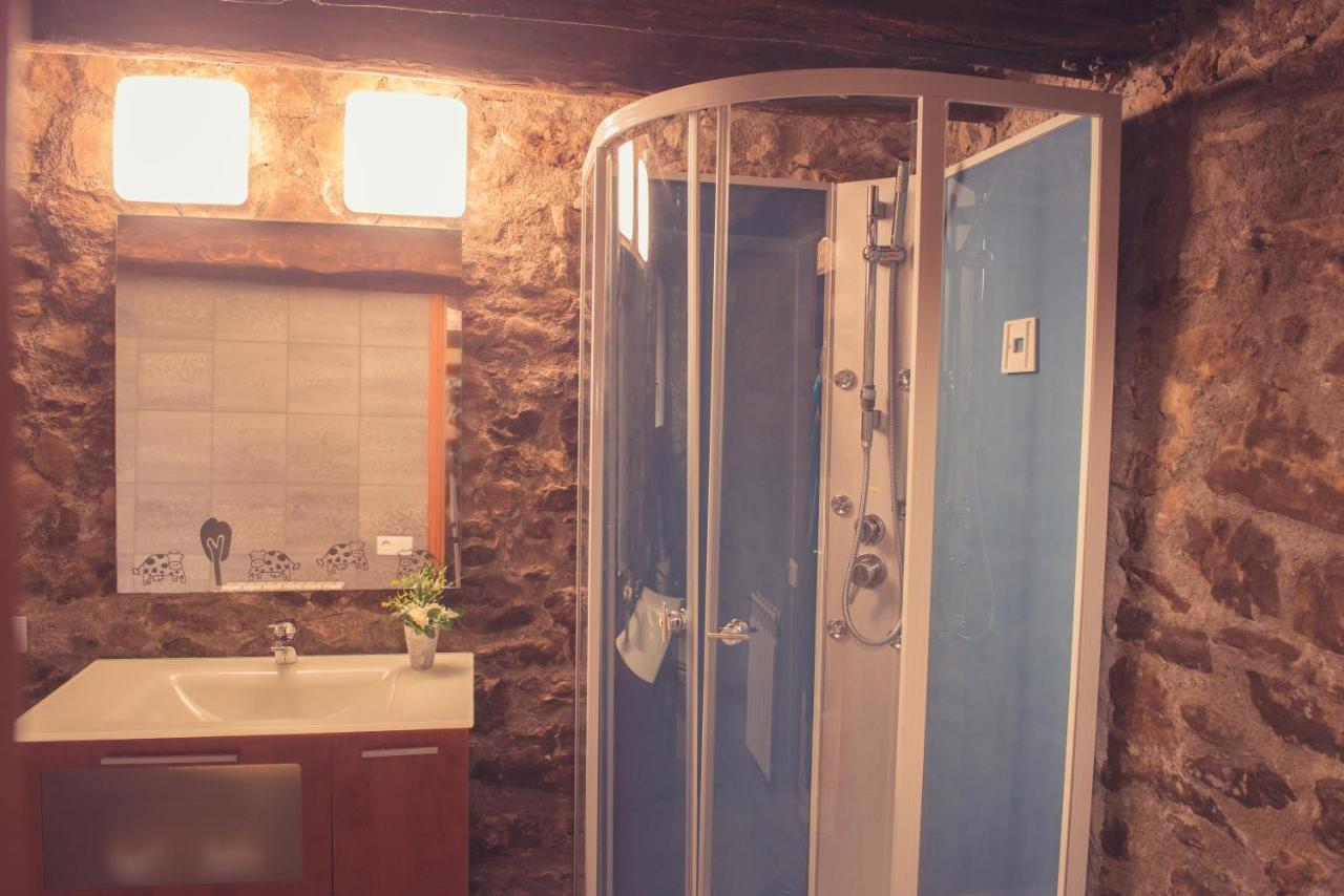 Complex Rural Can Caubet Berga Extérieur photo