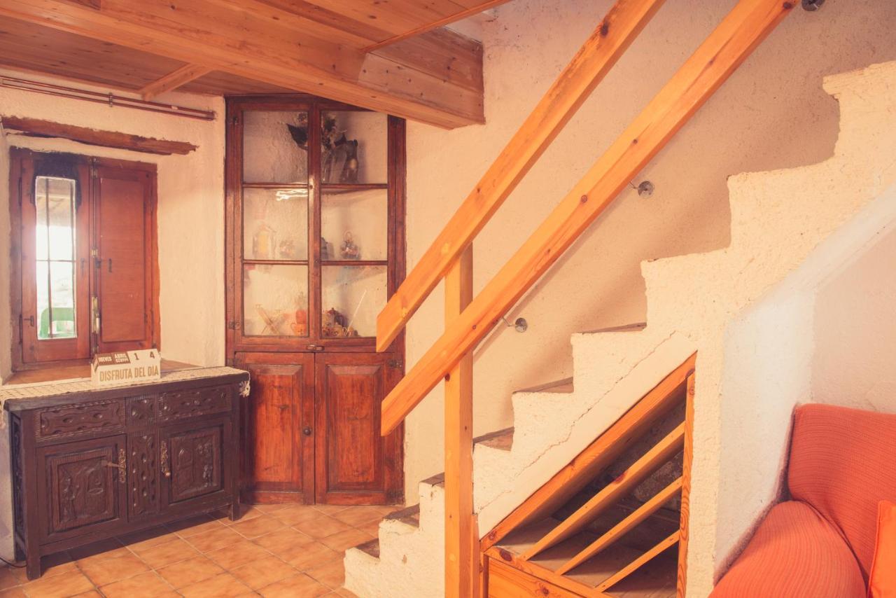 Complex Rural Can Caubet Berga Extérieur photo